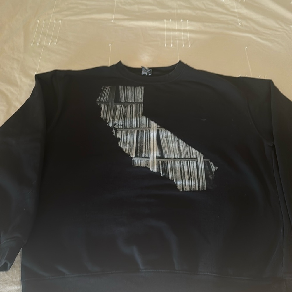 Upper playground Cali sweatshirt